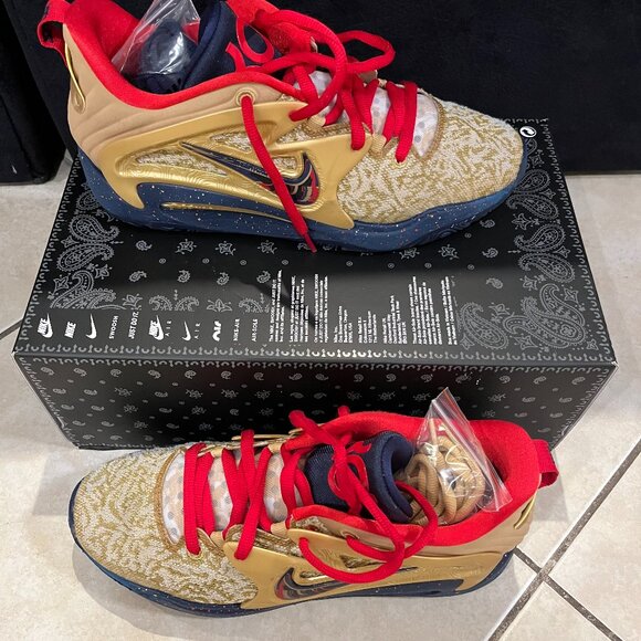 Nike Gold and Red Sneakers - Picture 2 of 5